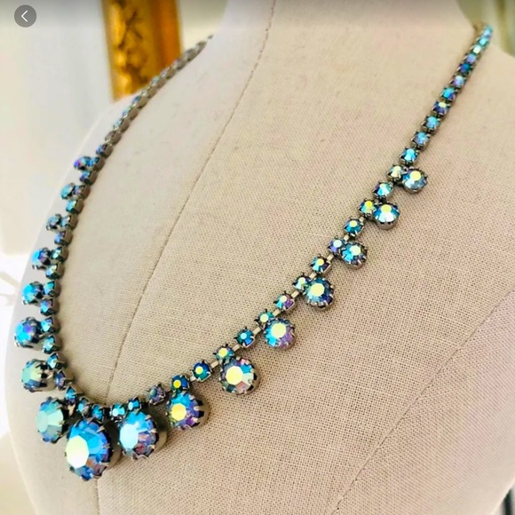 Vintage Blue Borealis Crystal Rhinestone Dainty Necklace 💎 - Picture 4 of 12